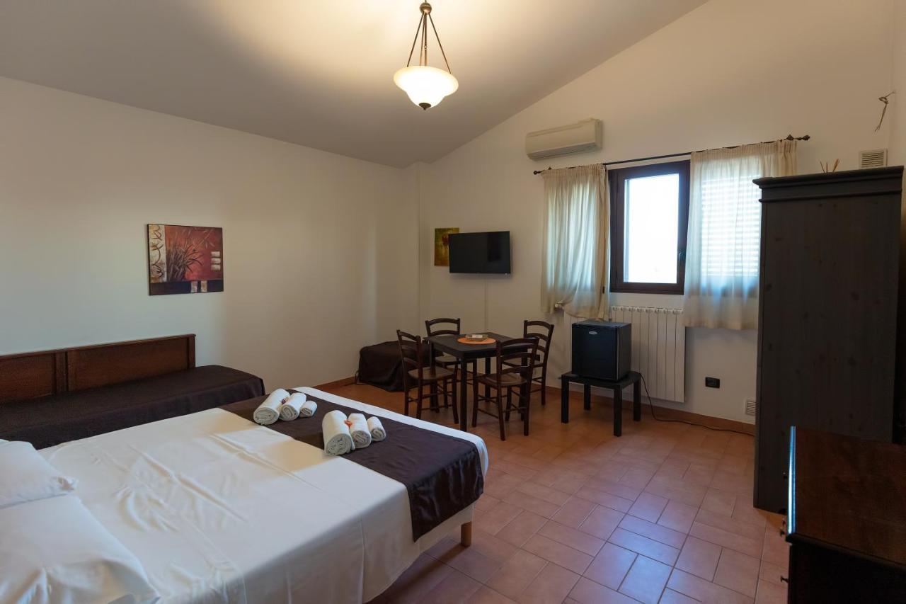 Bed & Breakfast Giardini Di Marzo Lecce Ngoại thất bức ảnh