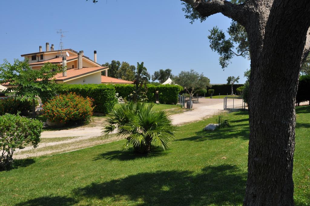 Bed & Breakfast Giardini Di Marzo Lecce Ngoại thất bức ảnh