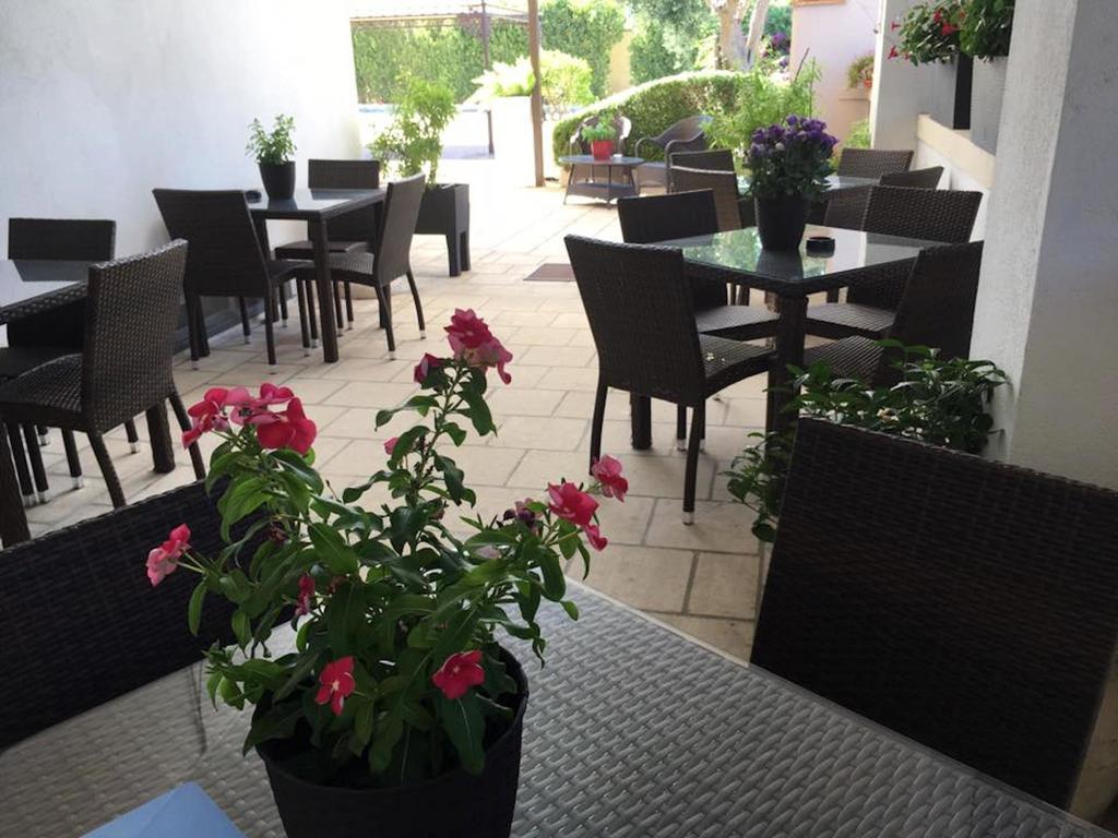 Bed & Breakfast Giardini Di Marzo Lecce Ngoại thất bức ảnh